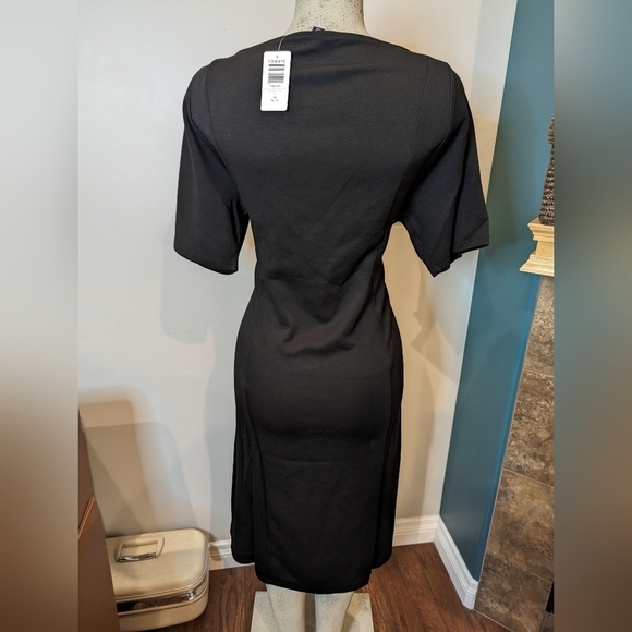 TORRID Midi Studio Cupro boatneck Bodycon Dress, black size 2x or 3x - Picture 11 of 12